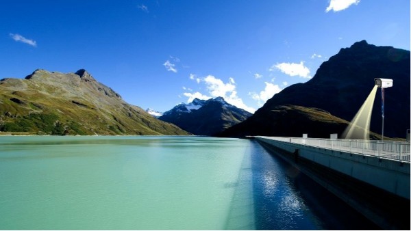 智能警戒摄像机应用