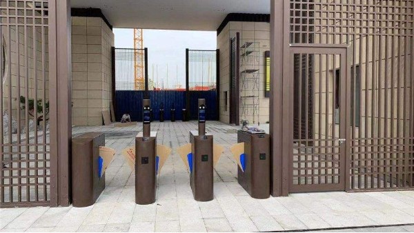 人脸识别门禁系统应用