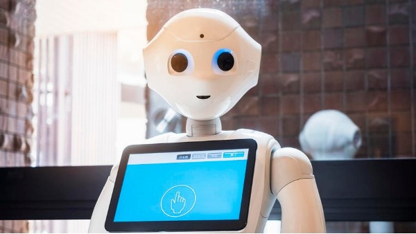 安防+机器人+5G，落地需要想象力