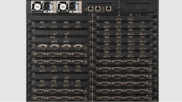 海康威视拼控器