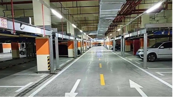 如何通过视频监控系统，减少机动车占用人行通道的情况