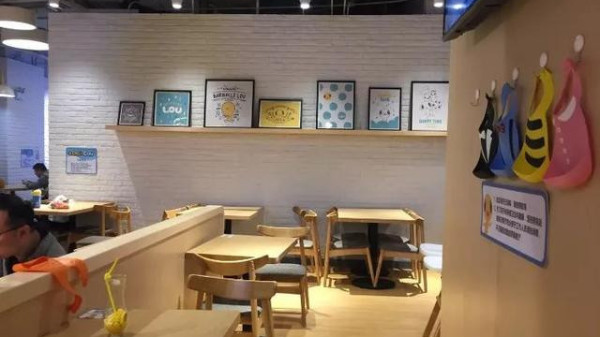 环境自动监测站如何通过智能化监控设备进行管理？