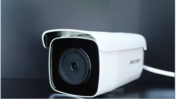 海康威视专为安防行业设计的安防显示器，7x24H经久耐用，兼容各类摄像机