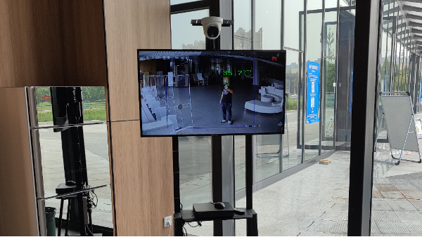 出入口测温方案应用